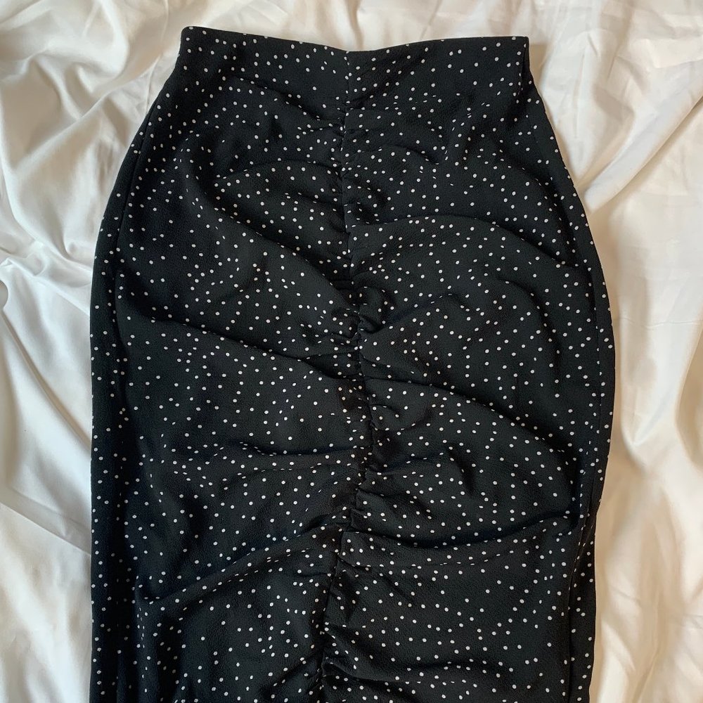 ZARA Polka Dot Pencil Skirt w/Back Slit size XS